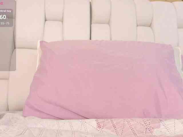 kinkyhousewifee webcam