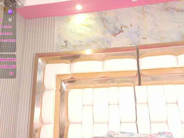 kinkyhousewifee webcam