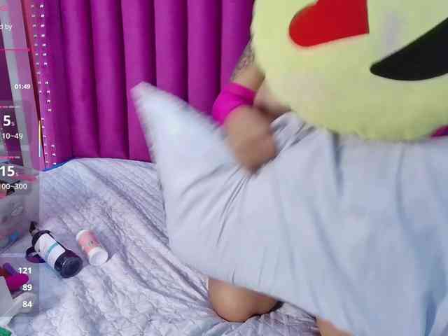 kinkyhousewifee kinkyhousewifee