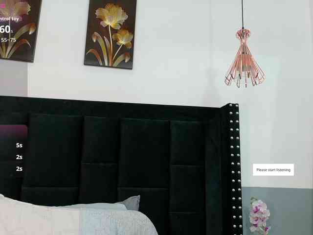 kinkyhousewifee webcam