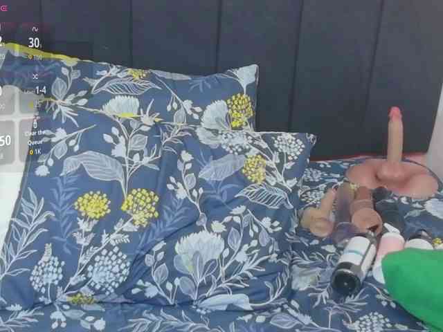 kinkyhousewifee webcam