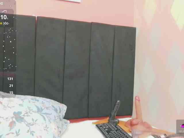 kinkyhousewifee webcam