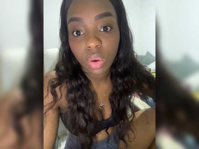 piliusme webcam bongacams model stream image