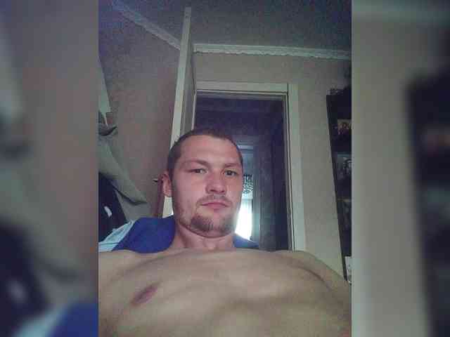 ArtemkaDhei1 Live Webcam on BongaCams