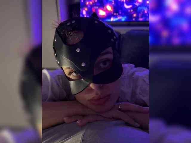 RoomLove webcam