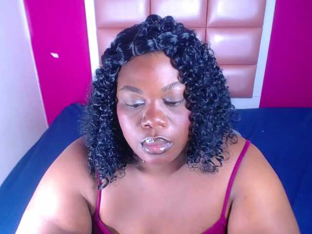 ebony-suggarmommy live cam