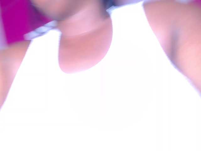 ebony-suggarmommy's BongaCams show and profile