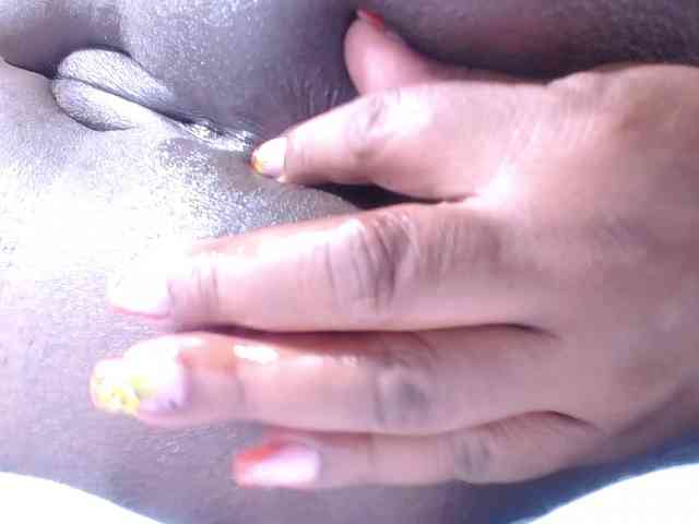 ebony-suggarmommy webcam