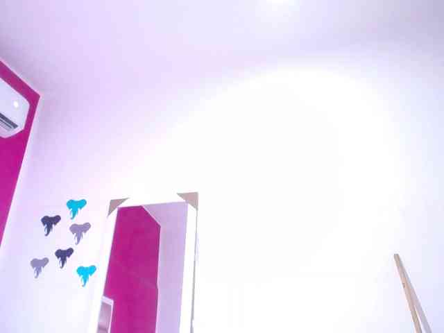 ebony-suggarmommy webcam