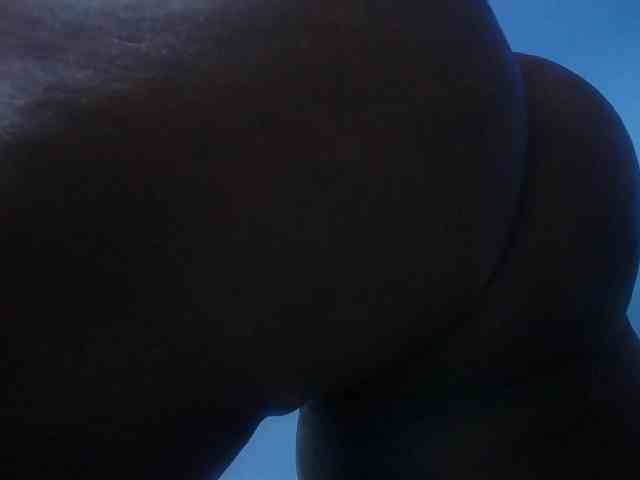 ebony-suggarmommy webcam