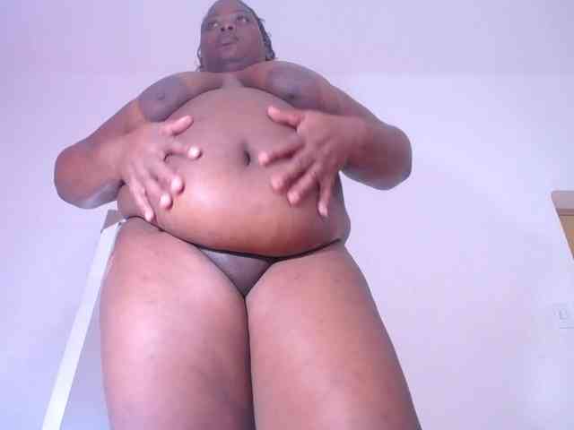 ebony-suggarmommy webcam