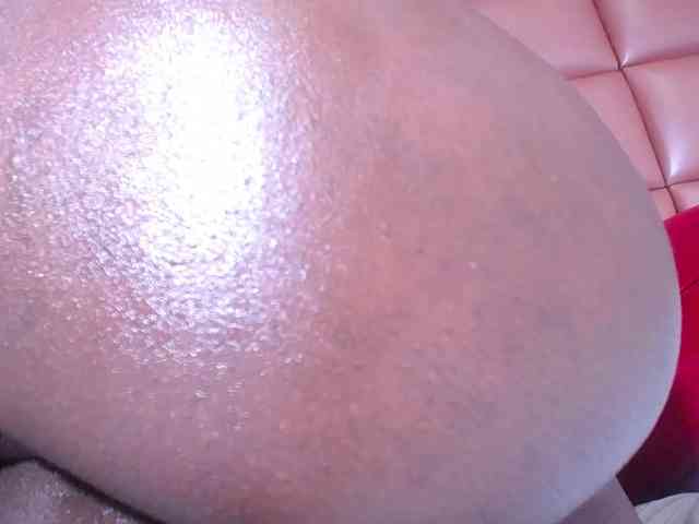 ebony-suggarmommy webcam