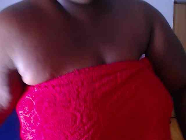 ebony-suggarmommy webcam