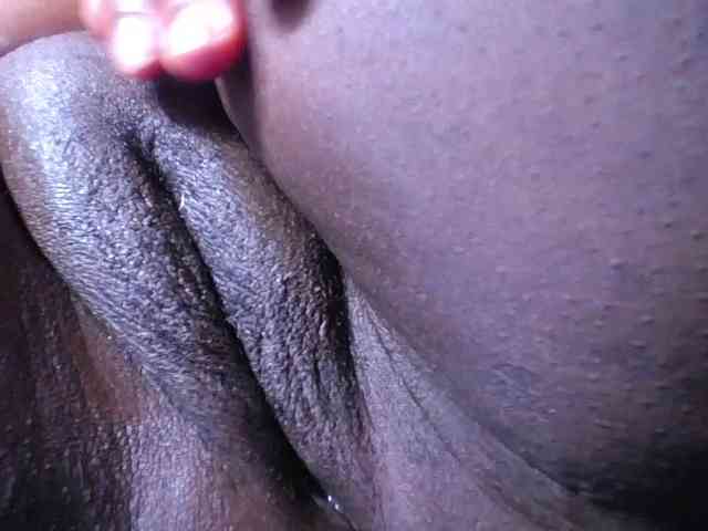 ebony-suggarmommy webcam