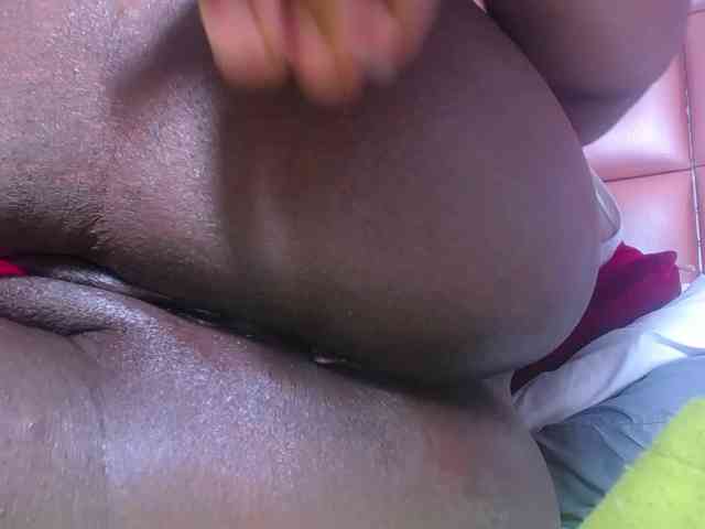 ebony-suggarmommy webcam