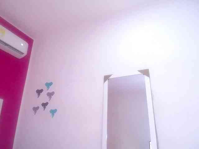 ebony-suggarmommy webcam