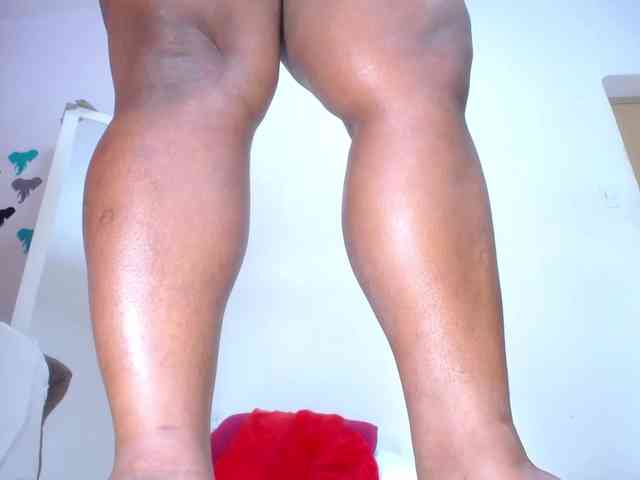 ebony-suggarmommy webcam