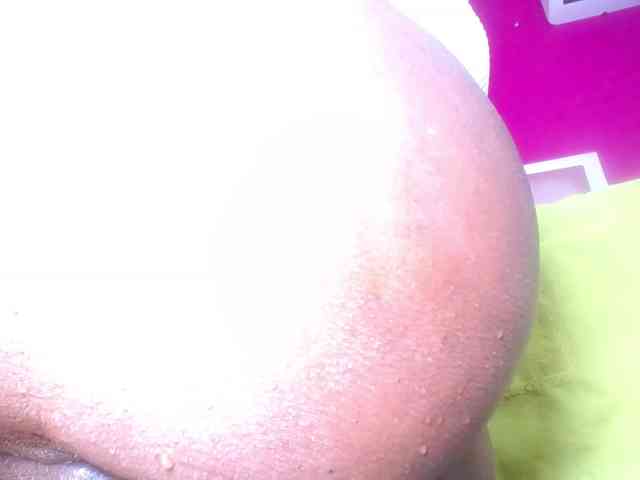 ebony-suggarmommy webcam