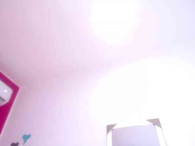 ebony-suggarmommy webcam