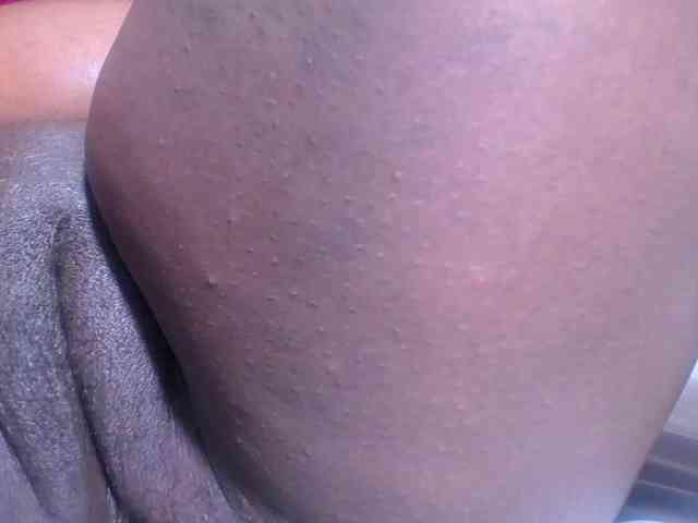ebony-suggarmommy webcam