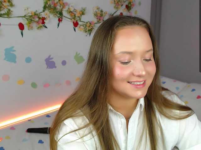 -EmilyxGrasez-'s BongaCams show and profile
