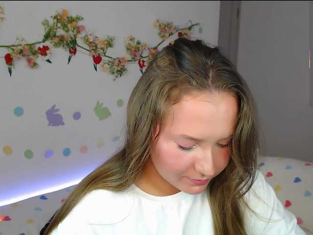 -EmilyxGrasez-'s BongaCams show and profile