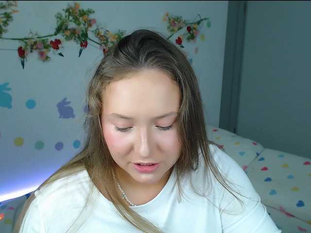 -EmilyxGrasez-'s BongaCams show and profile