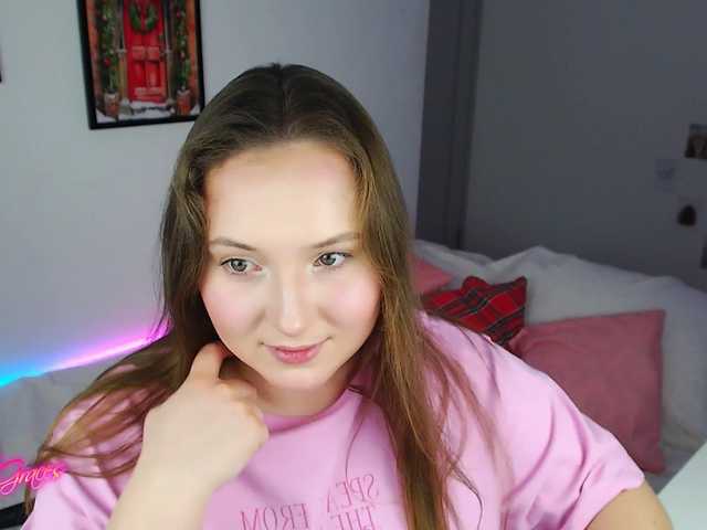 -EmilyxGrasez-'s BongaCams show and profile