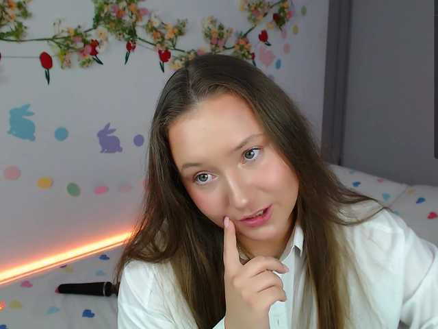 -EmilyxGrasez-'s BongaCams show and profile