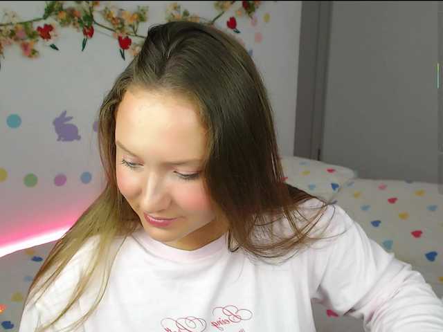 -EmilyxGrasez-'s BongaCams show and profile