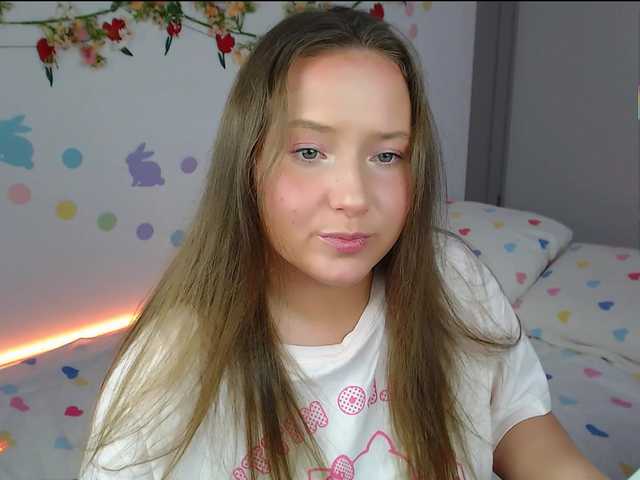 -EmilyxGrasez-'s BongaCams show and profile