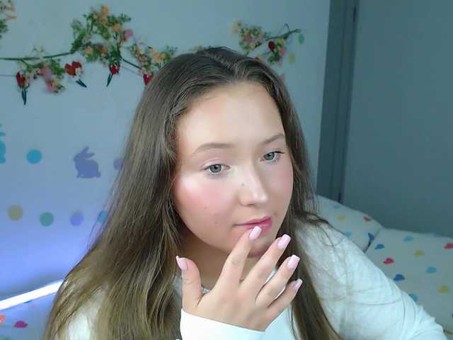 -EmilyxGrasez-'s BongaCams show and profile