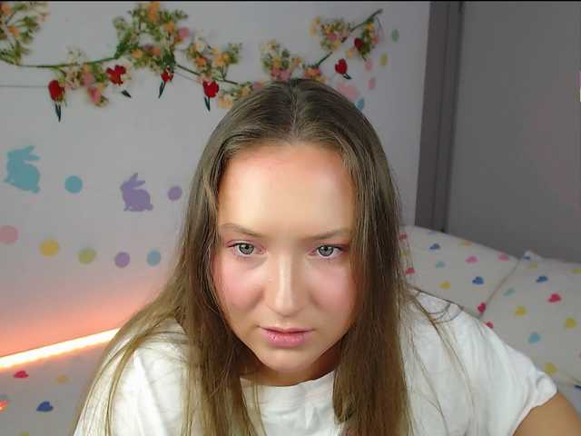 -EmilyxGrasez-'s BongaCams show and profile