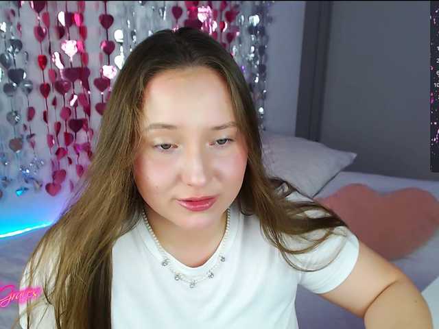 -EmilyxGrasez-'s BongaCams show and profile