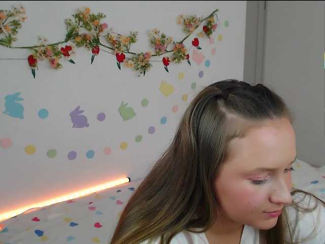 -EmilyxGrasez-'s BongaCams show and profile