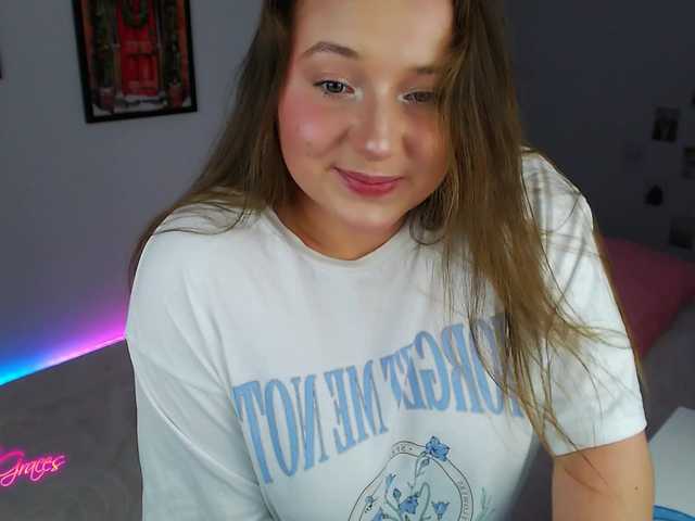 -EmilyxGrasez-'s BongaCams show and profile