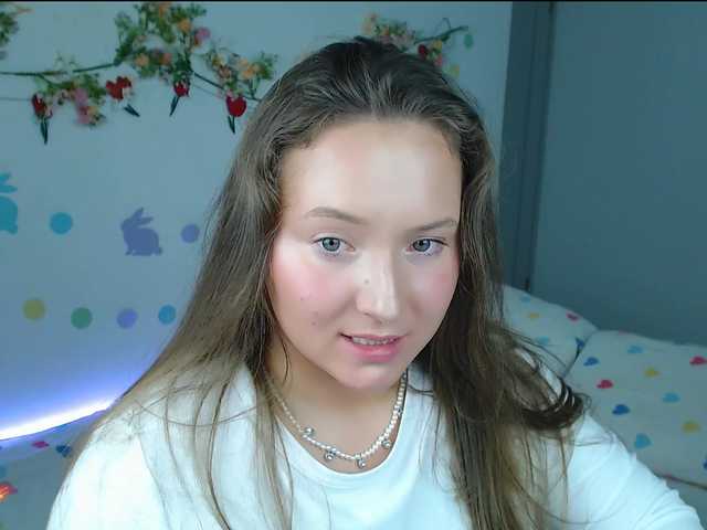 -EmilyxGrasez-'s BongaCams show and profile