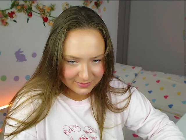 -EmilyxGrasez-'s BongaCams show and profile