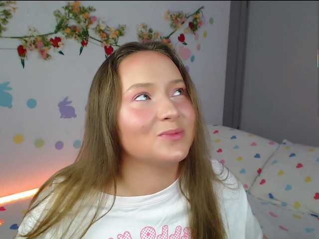 -EmilyxGrasez-'s BongaCams show and profile