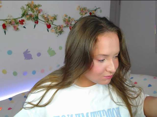 -EmilyxGrasez-'s BongaCams show and profile