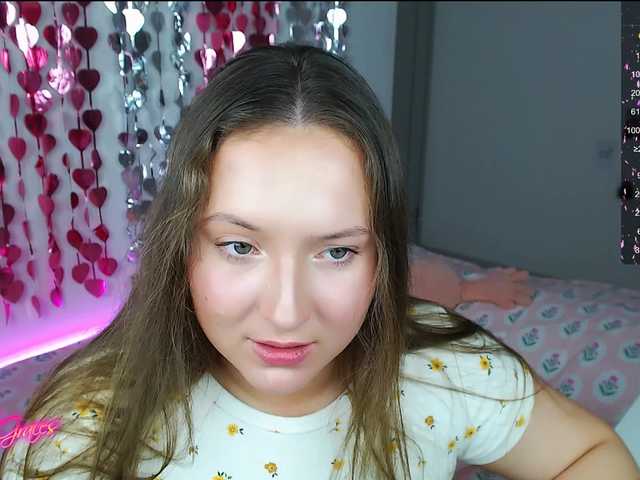 -EmilyxGrasez-'s BongaCams show and profile