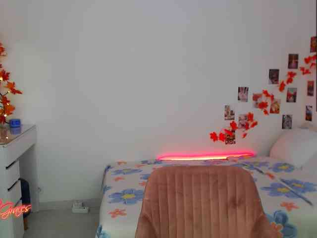 -EmilyxGrasez- webcam