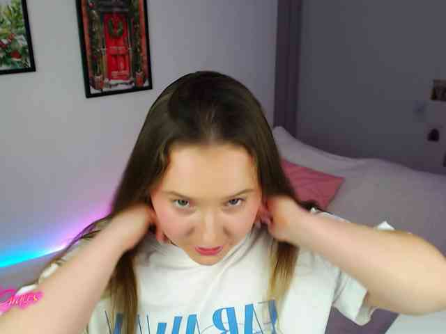 -EmilyxGrasez- webcam