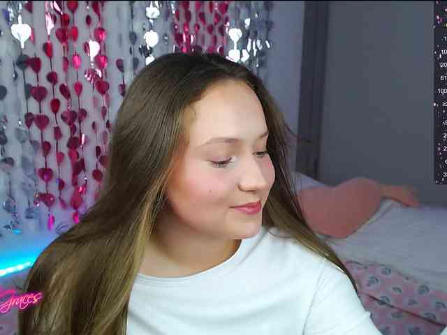 -EmilyxGrasez- webcam