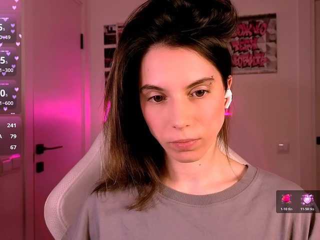 -naomisweet-'s BongaCams show and profile