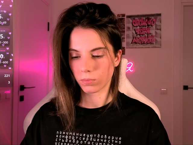 -naomisweet-'s BongaCams show and profile