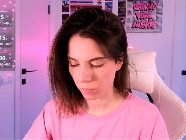 -naomisweet-'s BongaCams show and profile