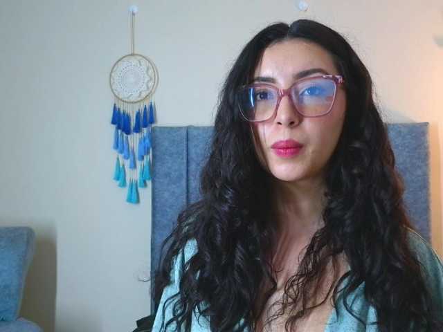 EvoletMK webcam bongacams model stream image