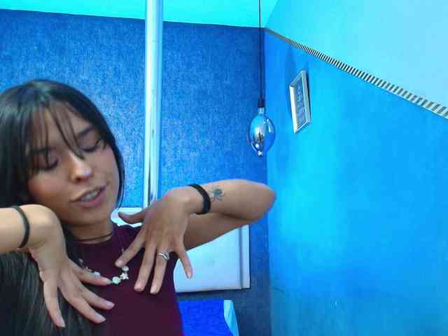 Alondra__connor webcam