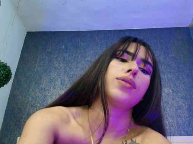 Alondra__connor webcam